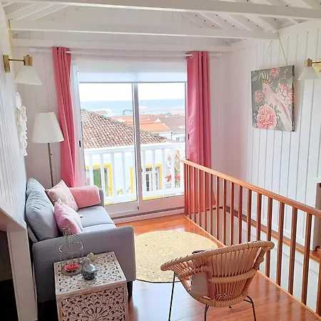 At Flamingas Place דירה *